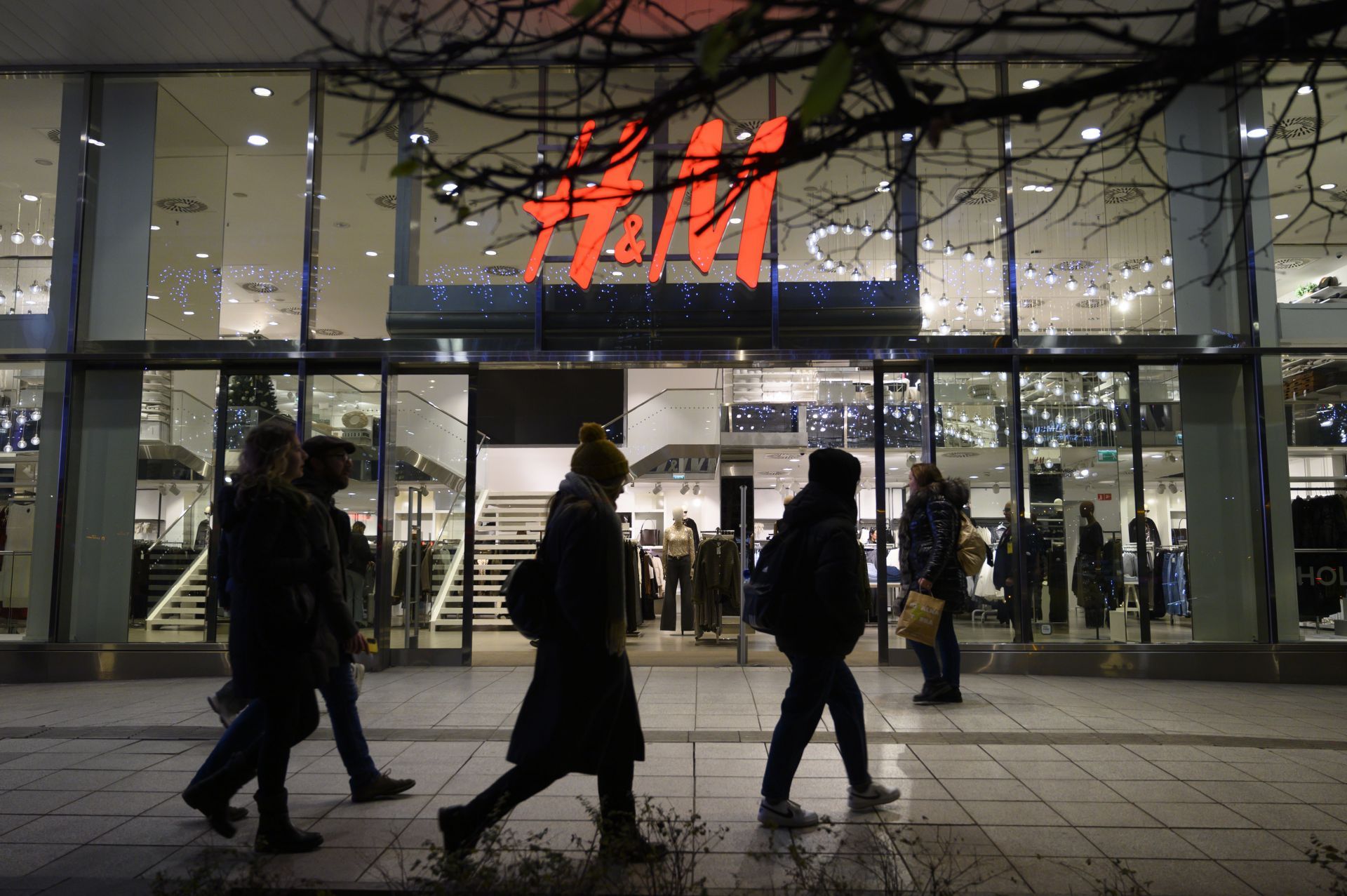 Daily Life In Warsaw During Black Friday Week. - Source: Getty