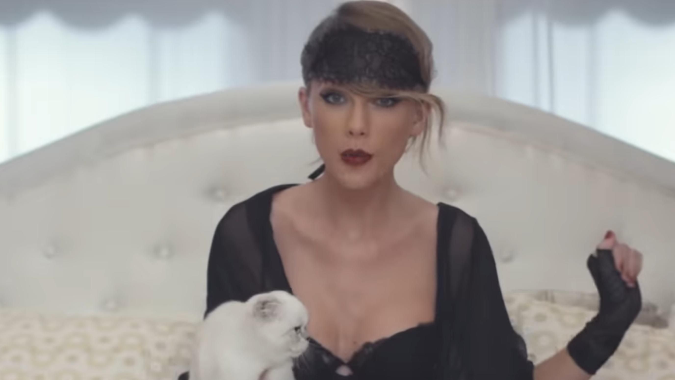 Taylor Swift in Blank Space | Image Source: Taylor Swift via YouTube