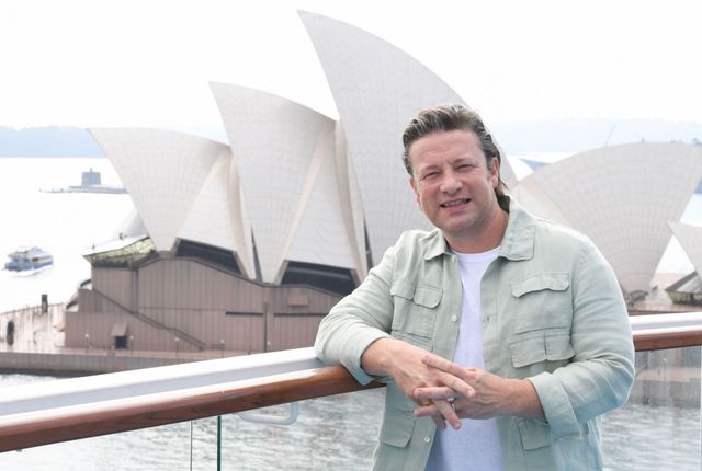 What did Jamie Oliver do? TV Chef issues apology after facing backlash