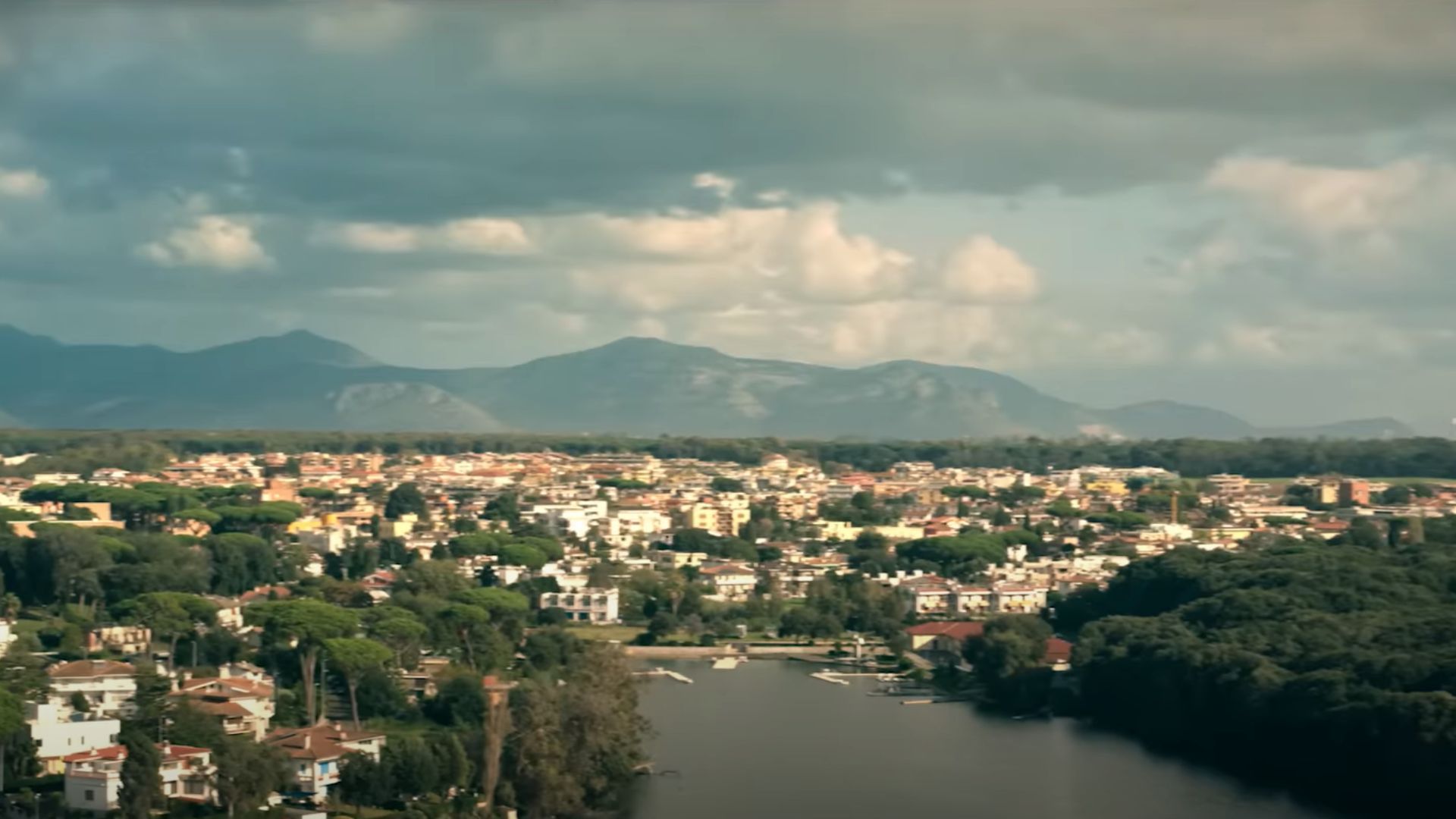 Sabaudia as a filming location (Image via Netflix)