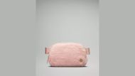Everywhere Belt Bag 1L Fleece (Image via Lululemon)