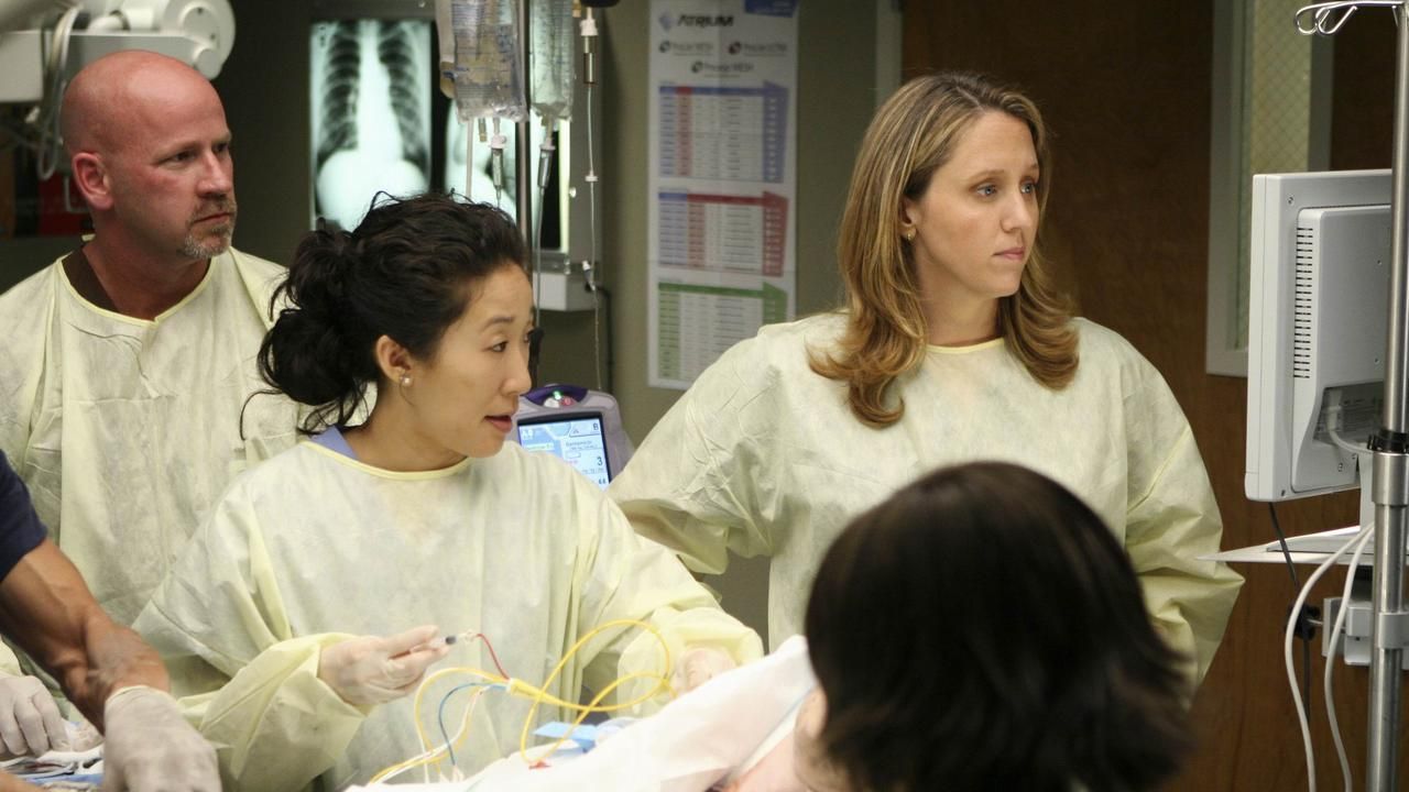 Who is Erica Hahn in Grey&#039;s Anatomy?