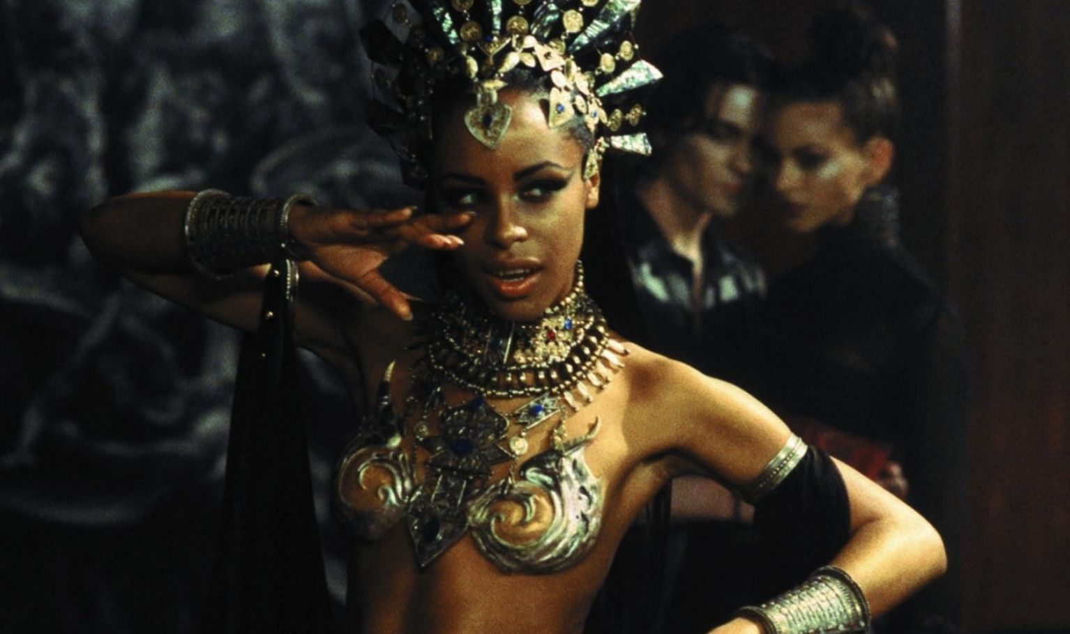 Aaliyah in Queen of the Damned (Image via Warner Bros.)