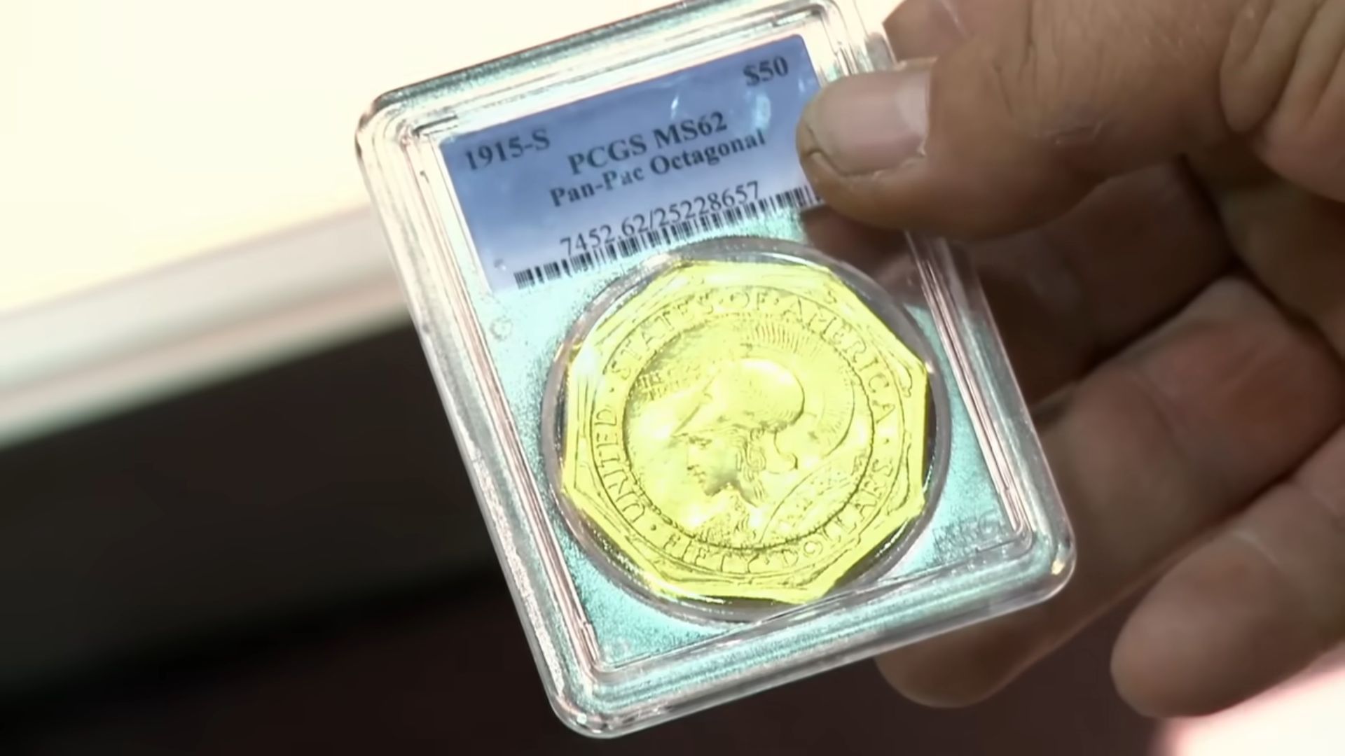 The rare coin purchase ended up being common coins instead (Image via YouTube/Pawn Stars)