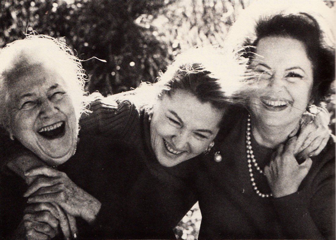 Olivia de Havilland and Joan Fontaine