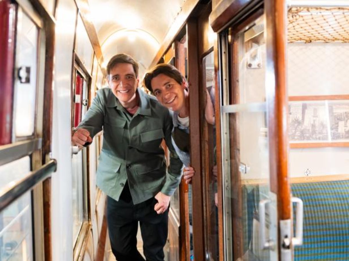 Jmaes and Oliver Phelps join Harry Potter: Wizards of Baking as the hosts/ Image via @foodnetwork.com