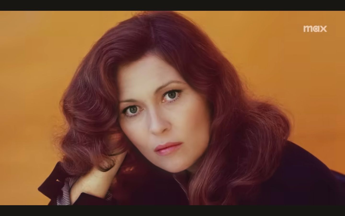 Still of Faye Dunaway (Image via HBO)