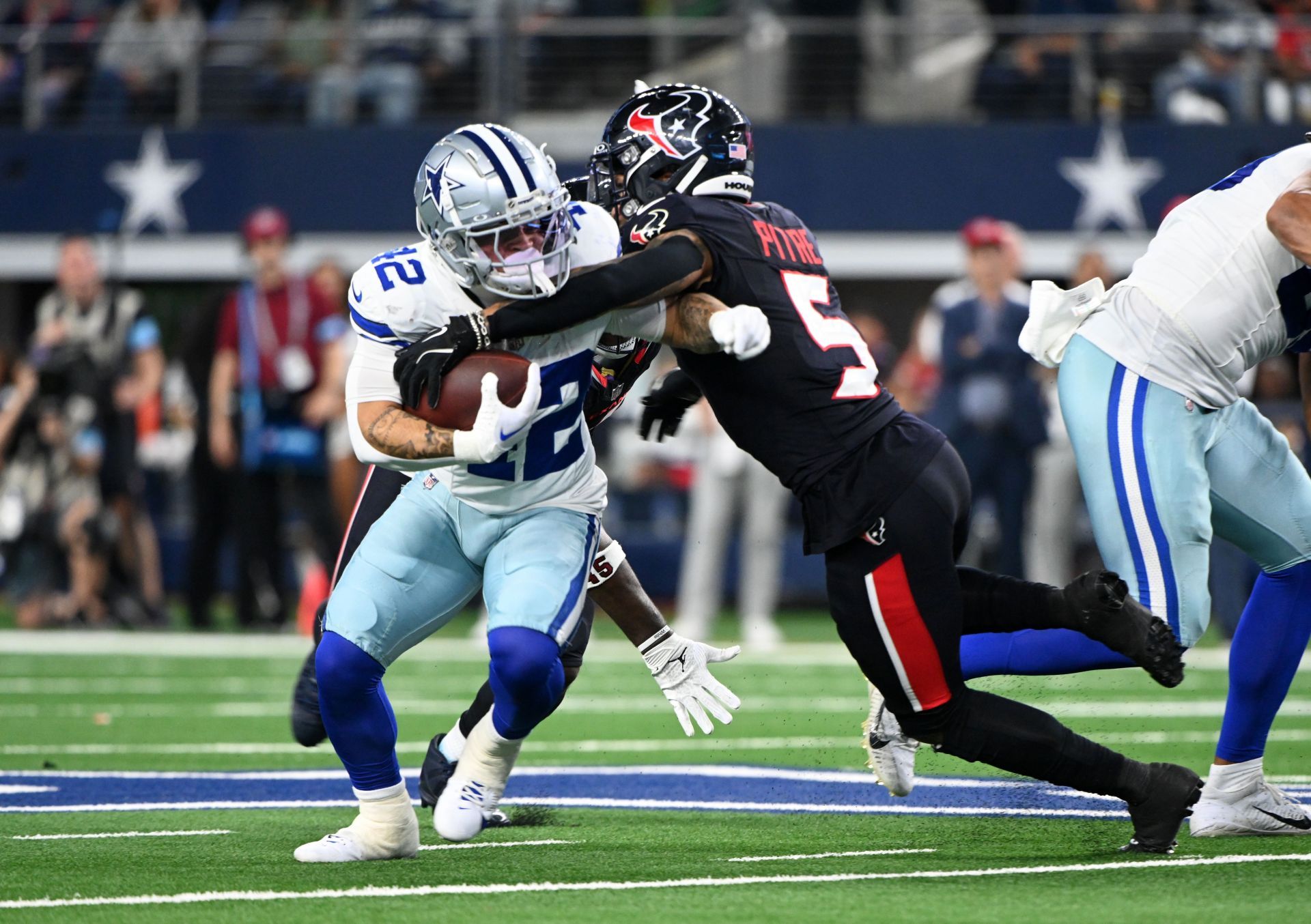 NFL: NOV 18 Texans at Cowboys - Source: Getty