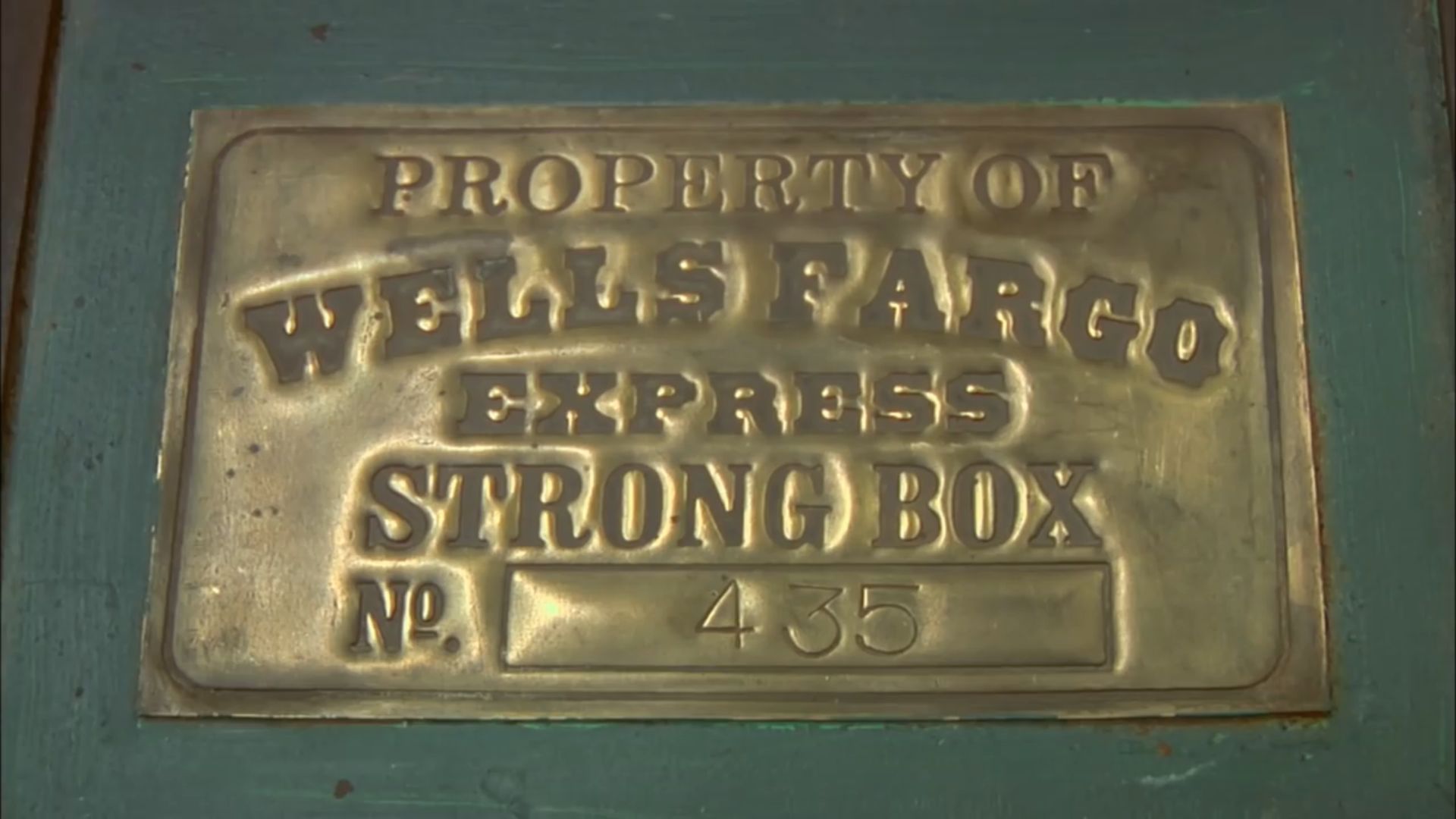 The Wells Fargo strongbox incident ended in disappointment and loss (Image via YouTube/Pawn Stars)