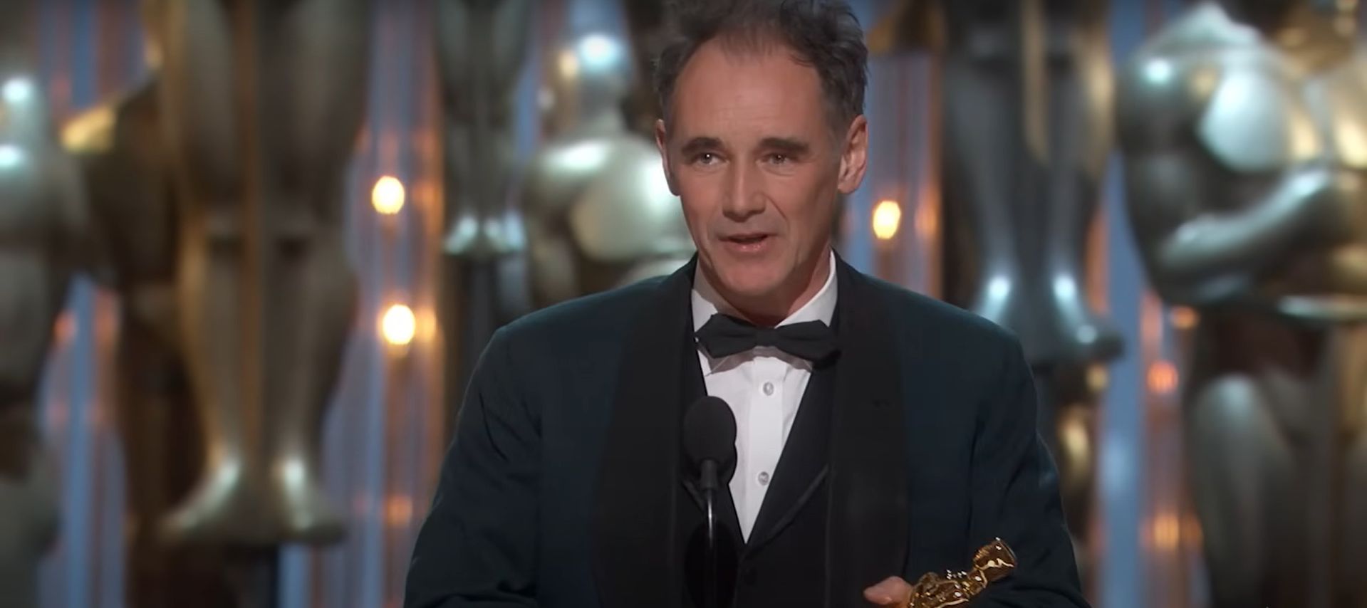 Mark Rylance winning the Academy Award for Best Supporting Actor (Image via Oscars)