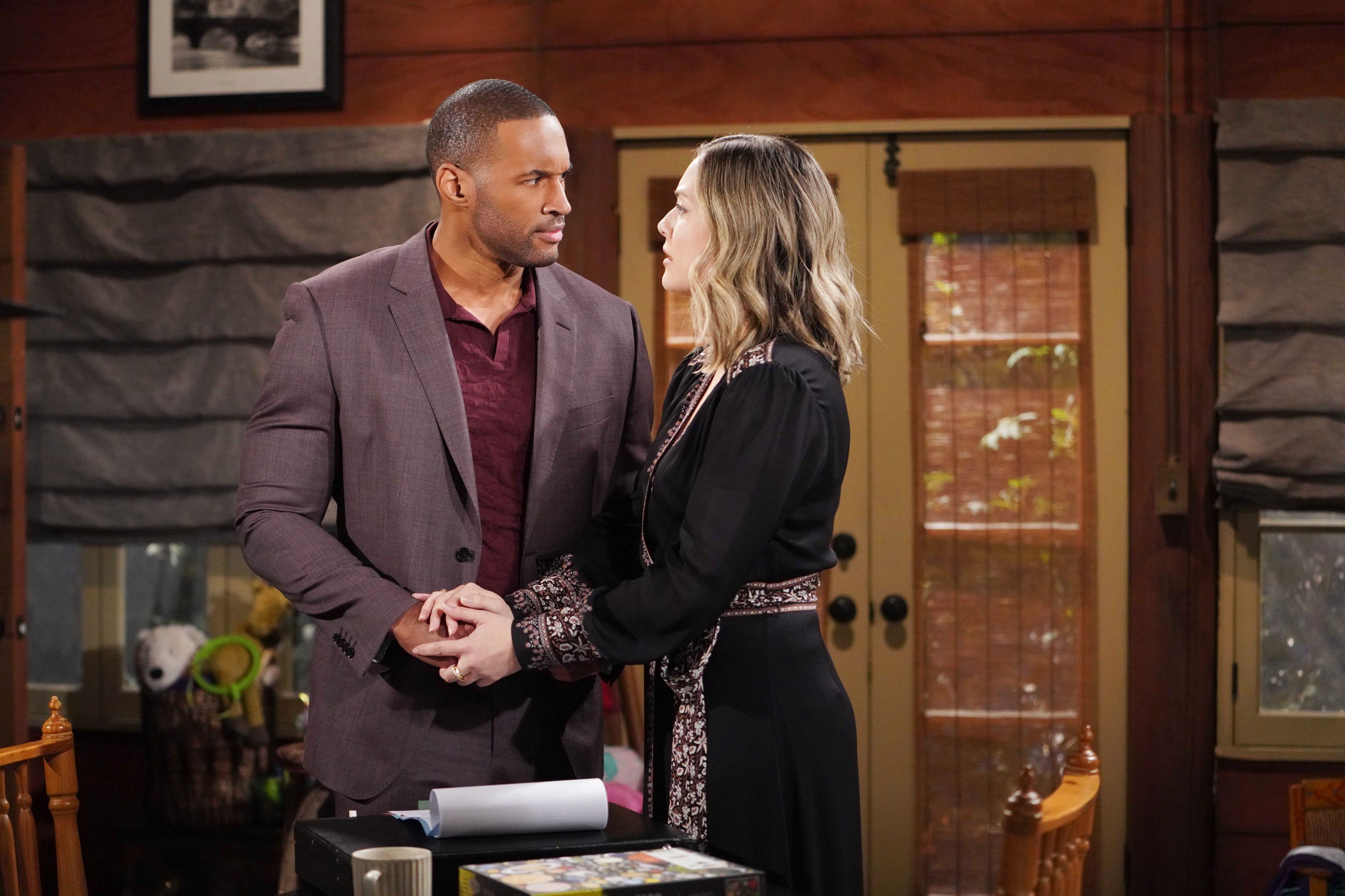 Hope convinces Carter to turn on Ridge and Eric | Image source: JPI