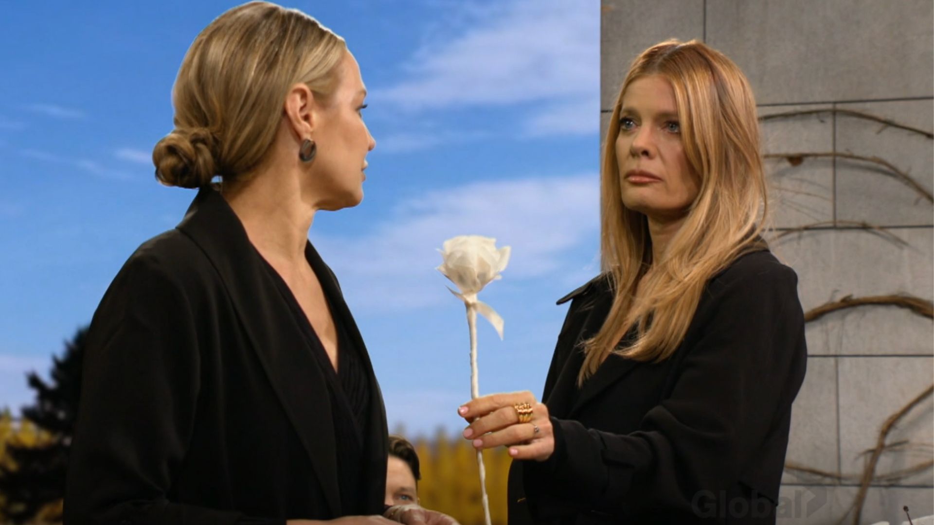 Phyllis tried to take down Sharon by handing her a flower | Image source: CBS