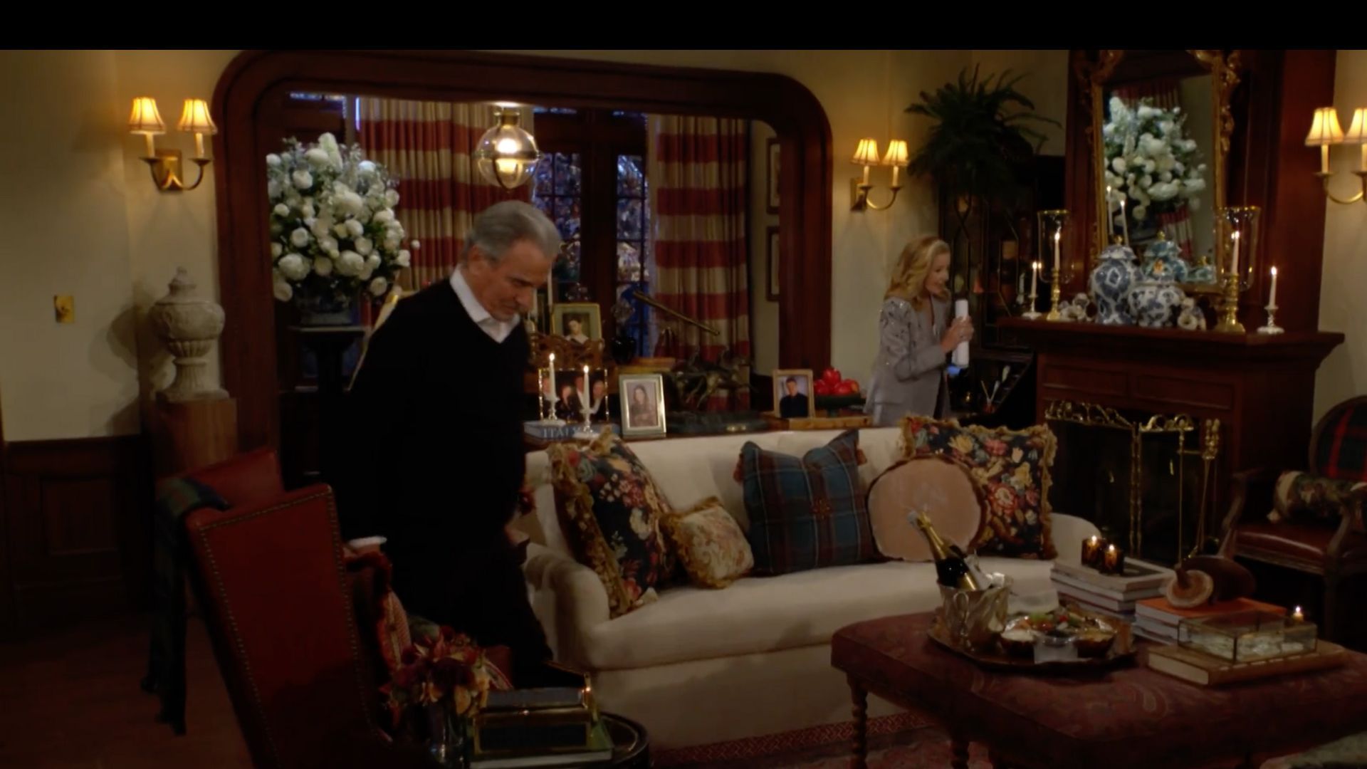 Victor surprises Nikki | Image source: CBS