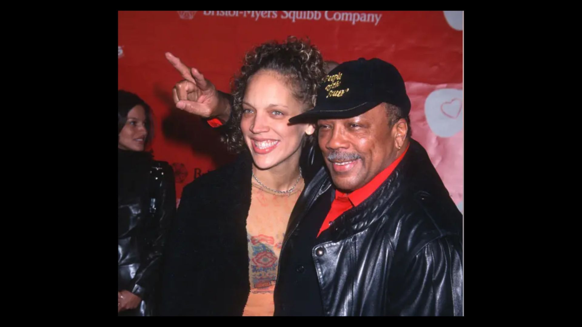 Kidada Jones and Quincy Jones in 2002. (Image via Getty)