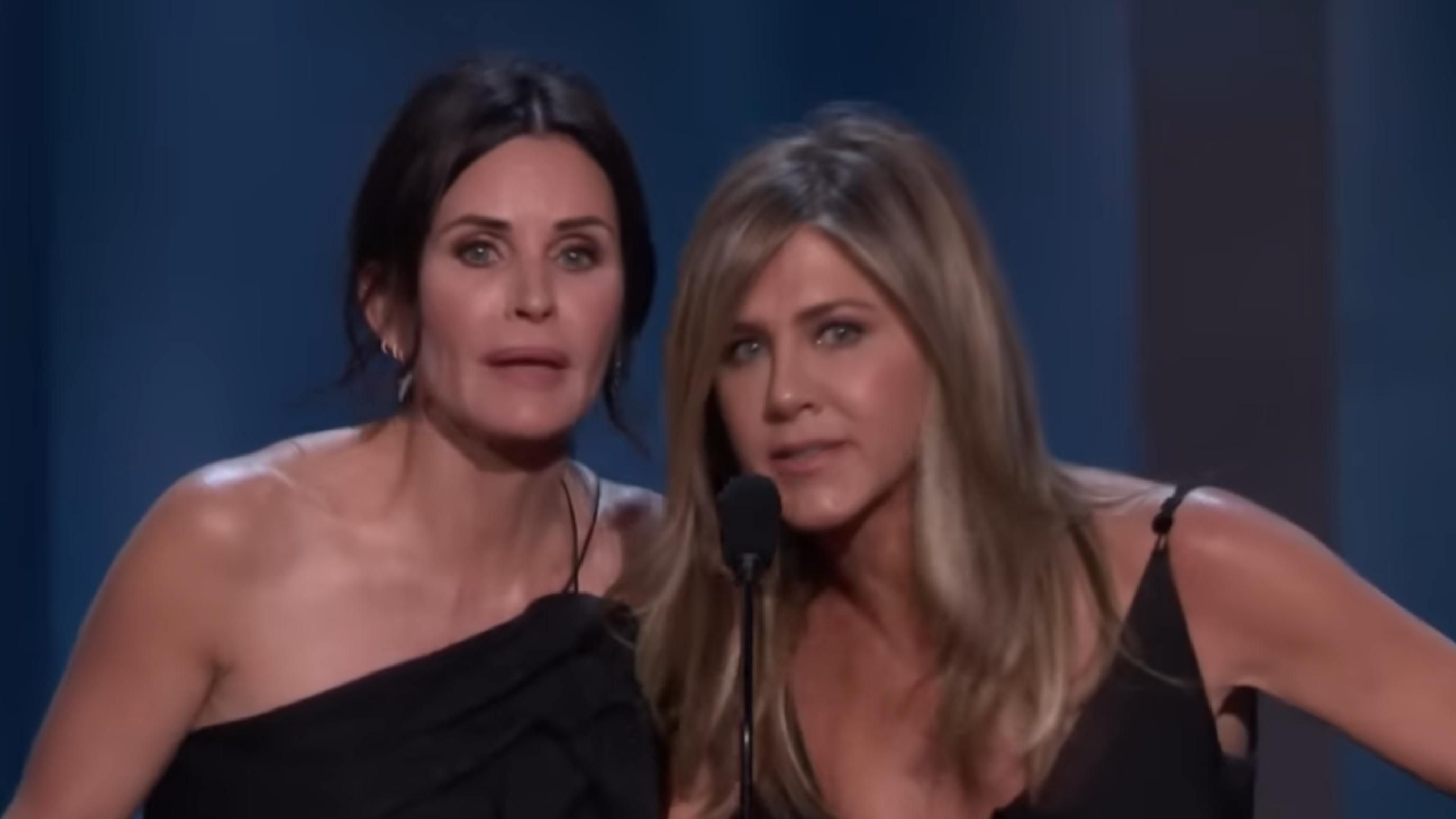 Courteney Cox and Jennifer Aniston | Image Source: American Film Institute via YouTube