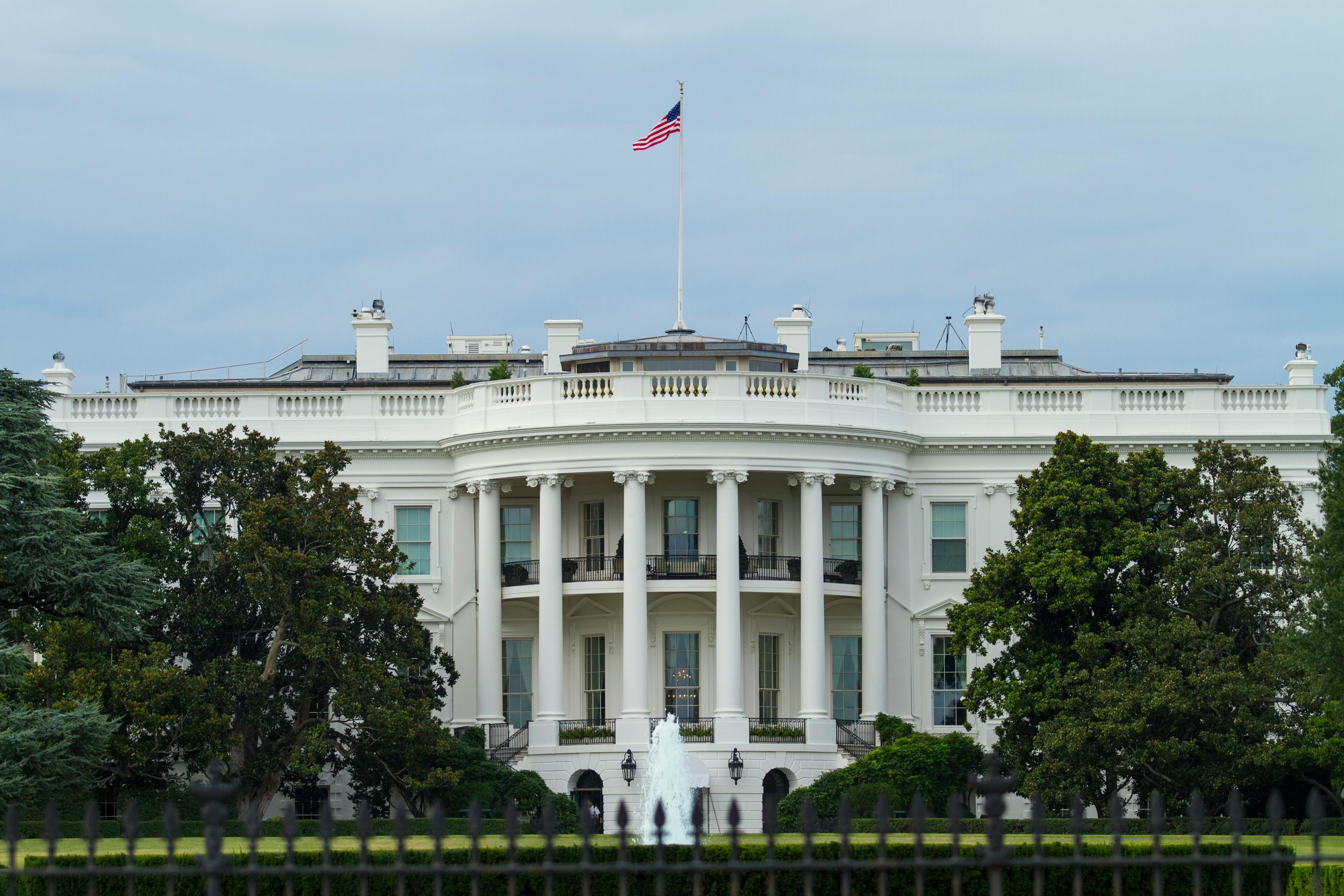 The White House (Image via Ramaz Bluashvili / Pexels)