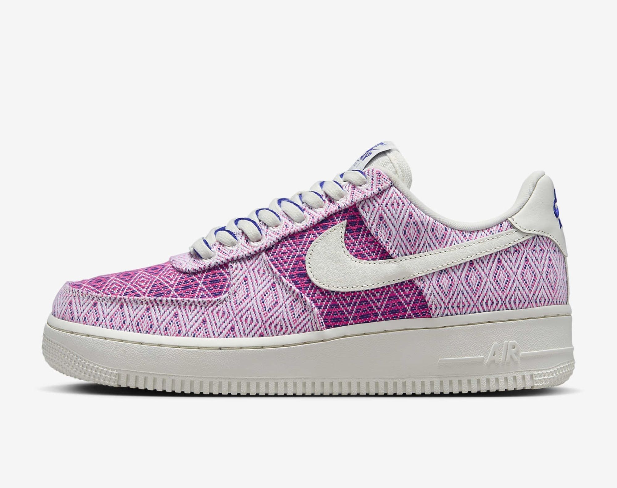 Nike Air Force 1 &#039;07 at 29% off. (Image via Nike)