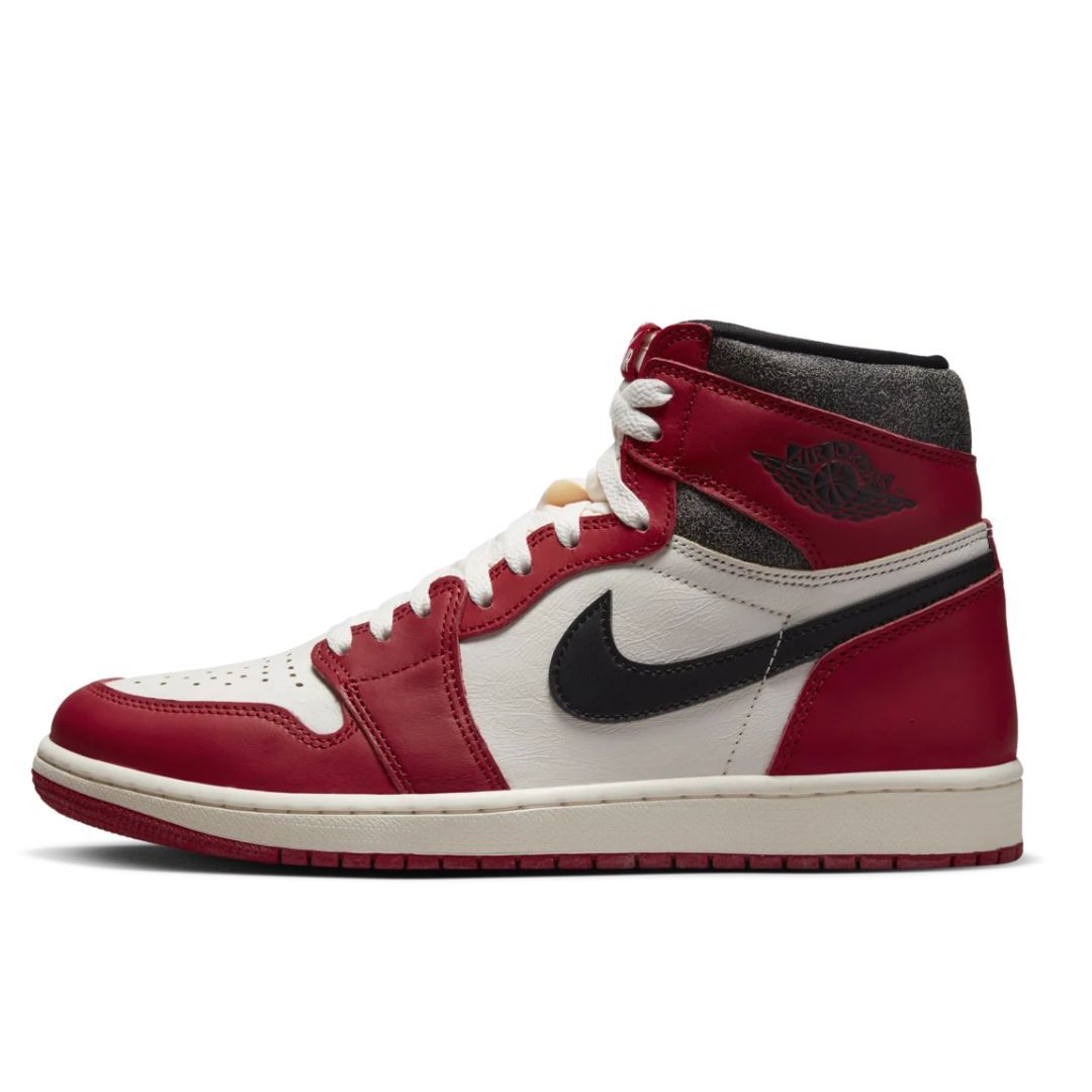 Air Jordan 1 Chicago (Image via Nike)