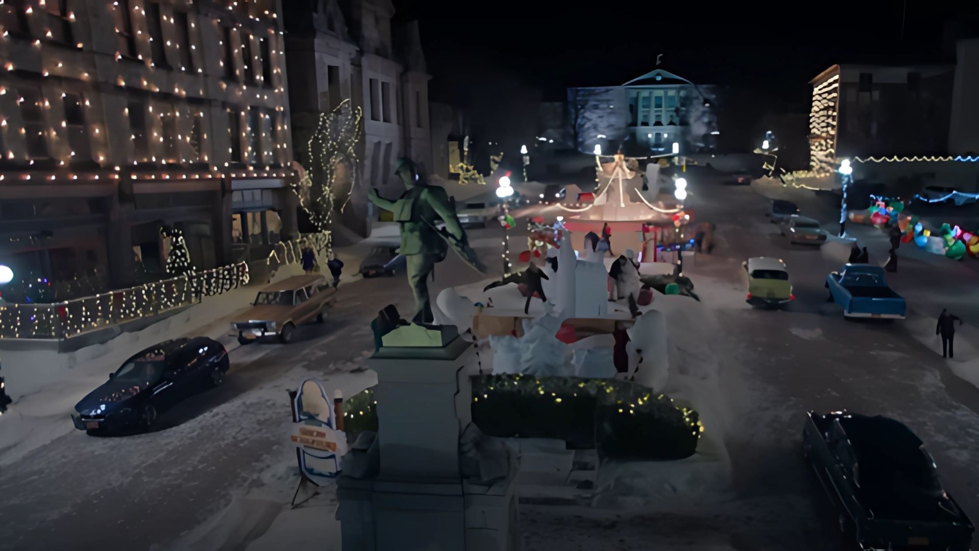 A decked up Ontario in the movie Hot Frosty | Image source: Netflix on YouTube