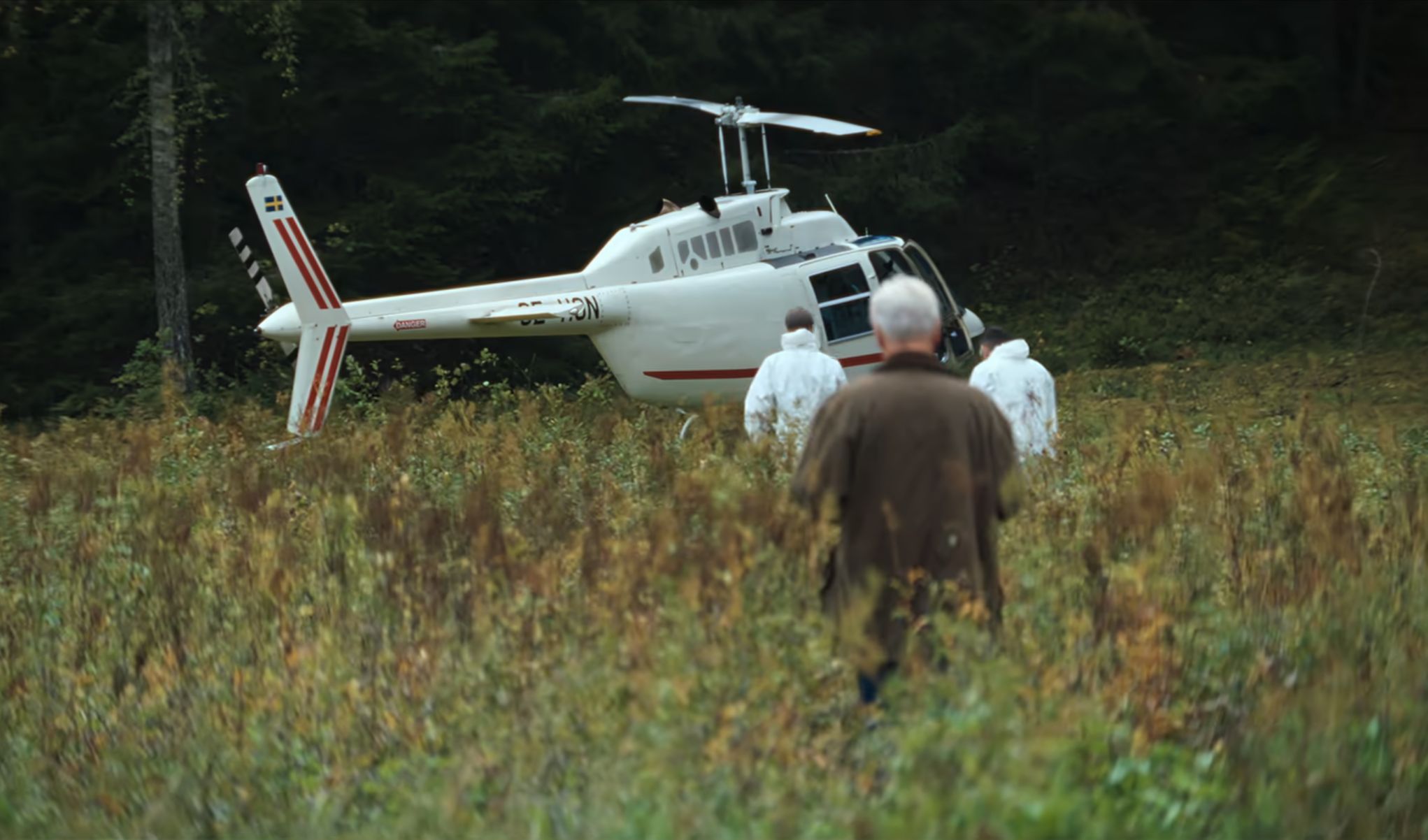 The Helicopter Heist dramatizes the true events of the V&auml;stberga helicopter robbery in Stockholm (Image via Netflix)