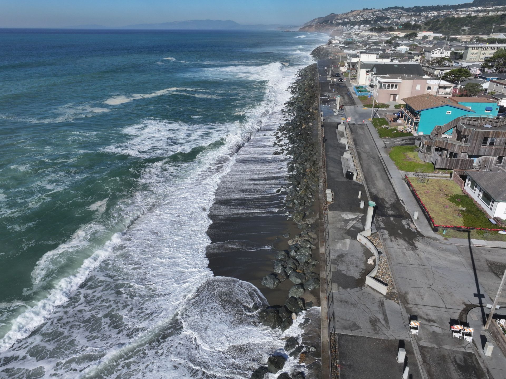 7.0 magnitude earthquake reported off Northern California coast - Source: Getty