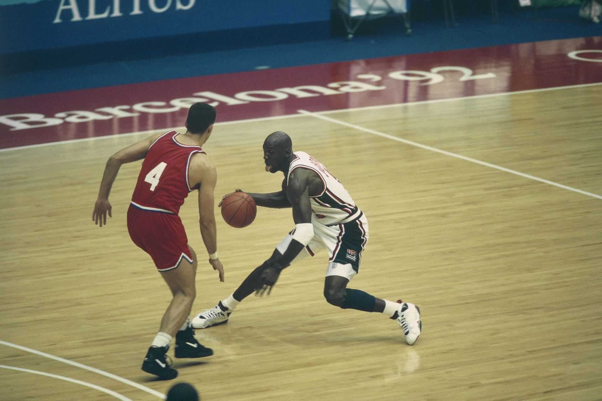 Basketball - Michael Jordan (Image via Getty)