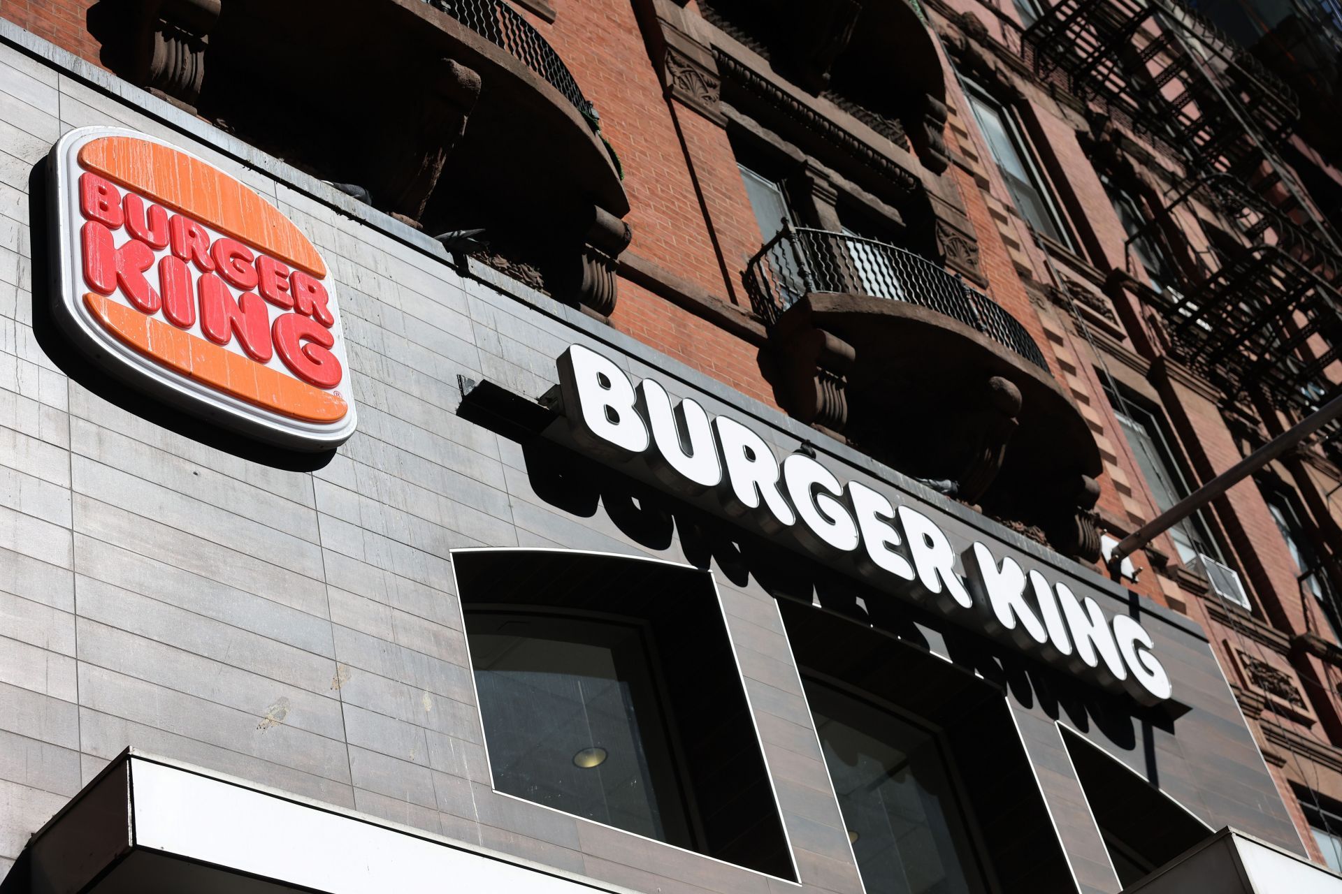 As E Coli Cases Rise, Burger King Pulls Onions From Select Restaurants - Source: Getty