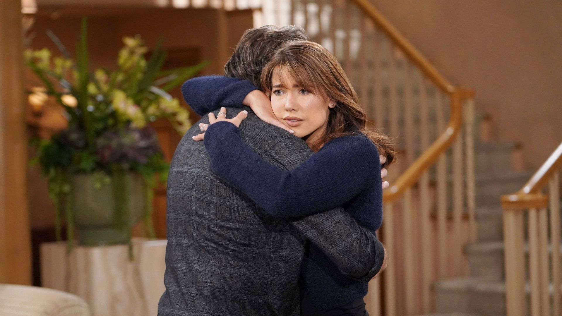 Ridge and Steffy hugging on The Bold and the Beautiful | Image: JPI