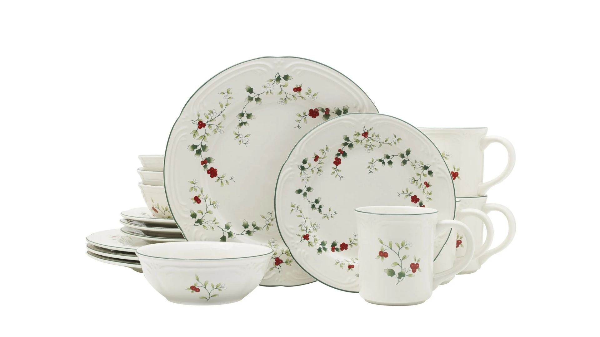 Pfaltzgraff Winterberry Dinnerware Set (Image via Walmart)