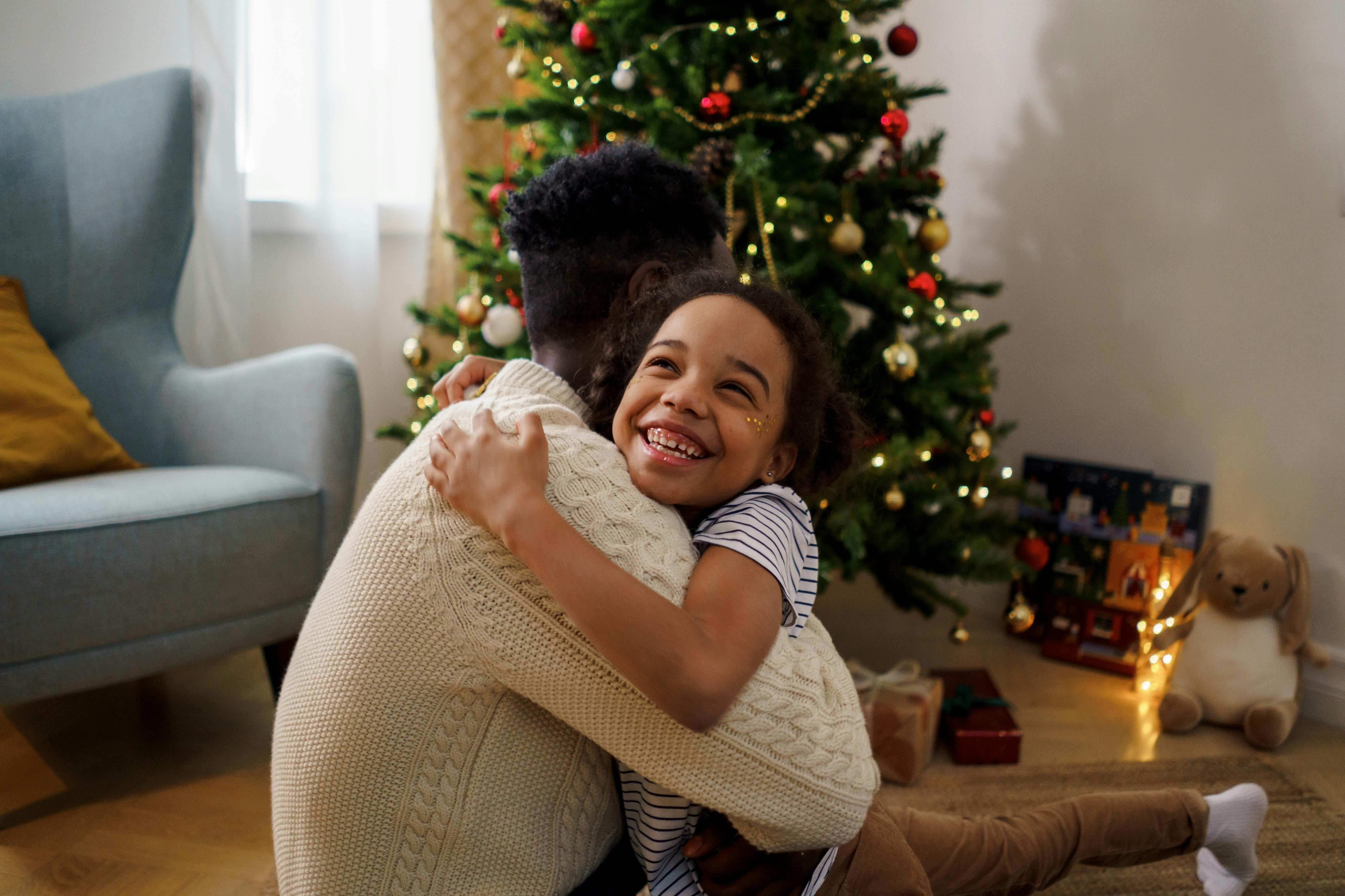 Looking for delivery of gifts? (Image via Pexels/ Cottonbro)