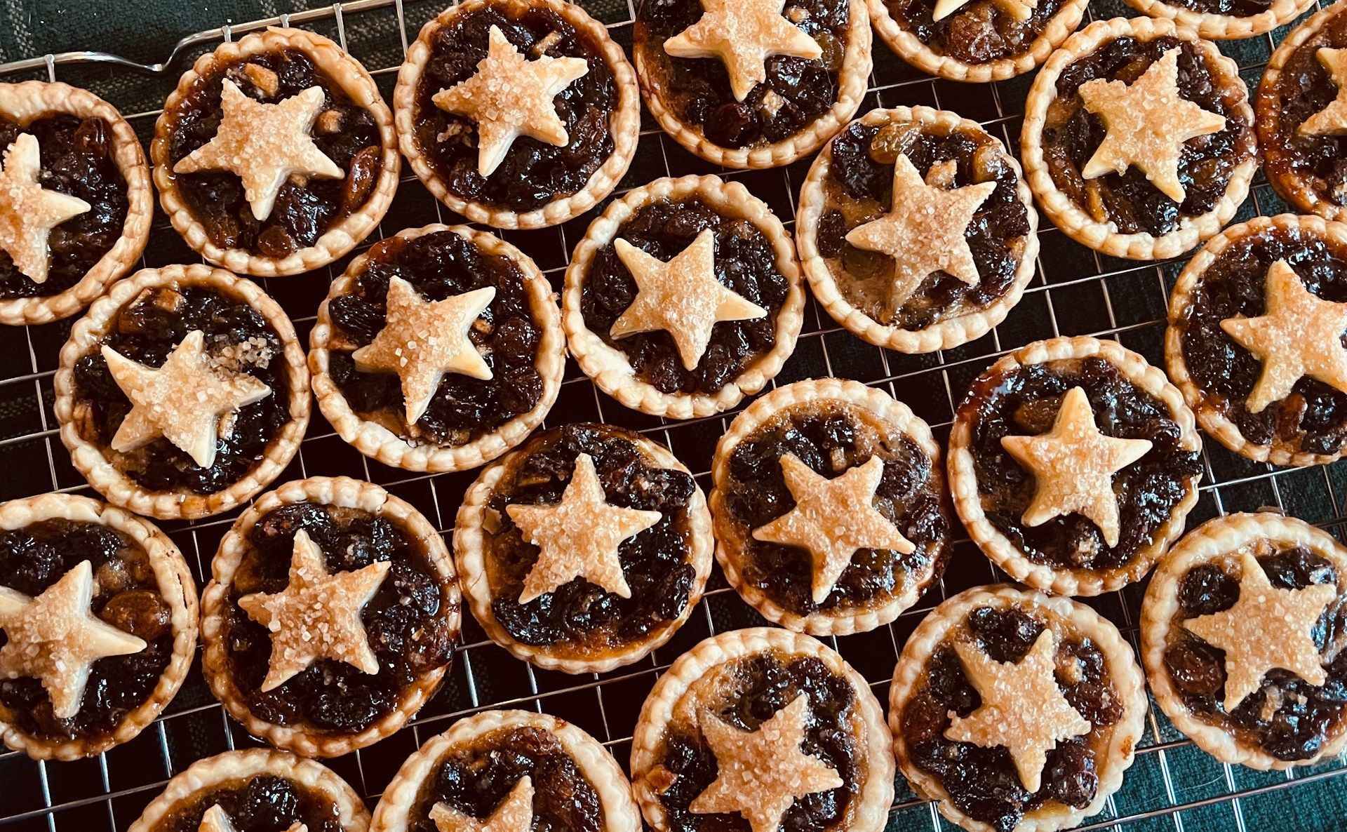 Air-fryer mince pies (Representational image via Julie Sorge Way on Unsplash)