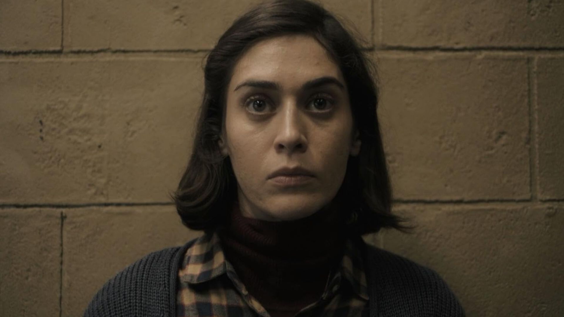 Who does Lizzy Caplan play in Castle Rock? (Image via Hulu)