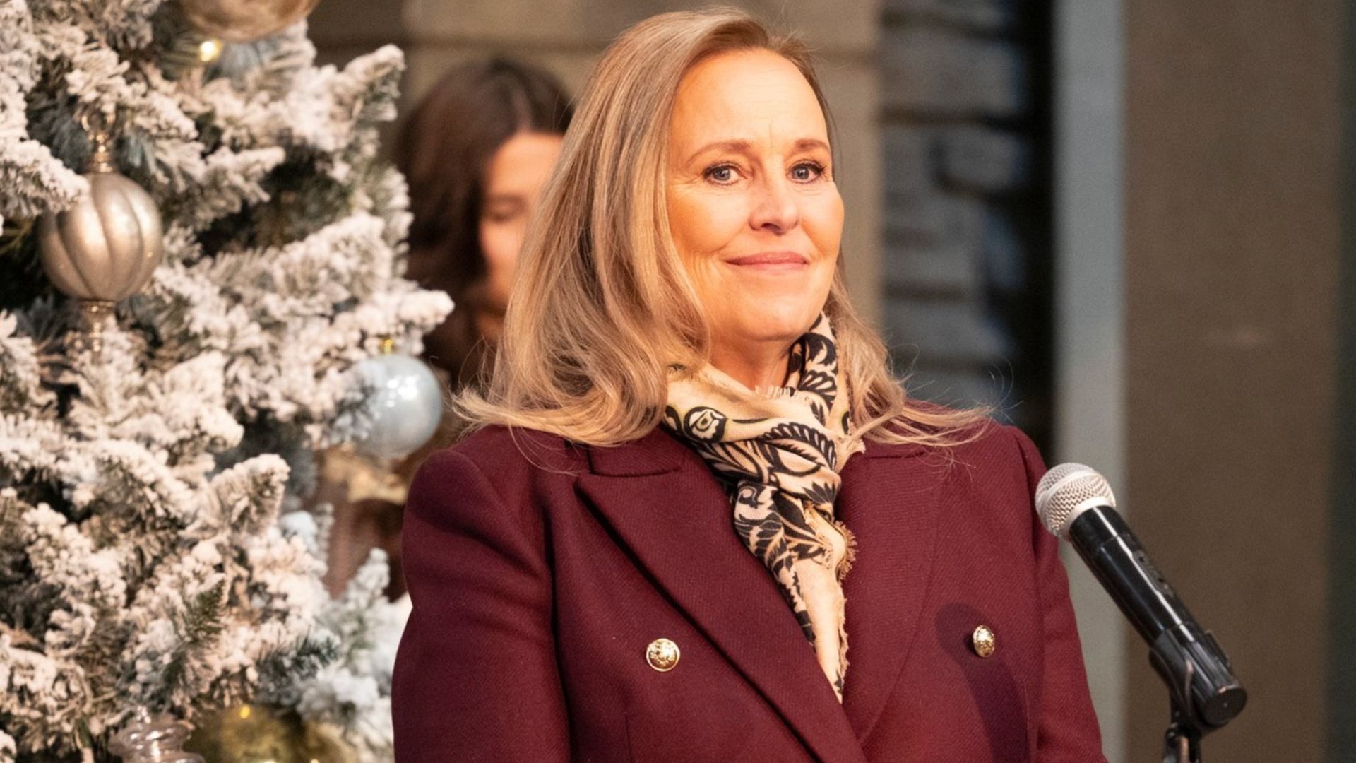 Mayor Laura leads the Christmas tree lighting | Image Source: General Hospital/Instagram