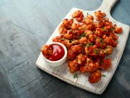 Buffalo Cauliflower Bites (Image via iStock)