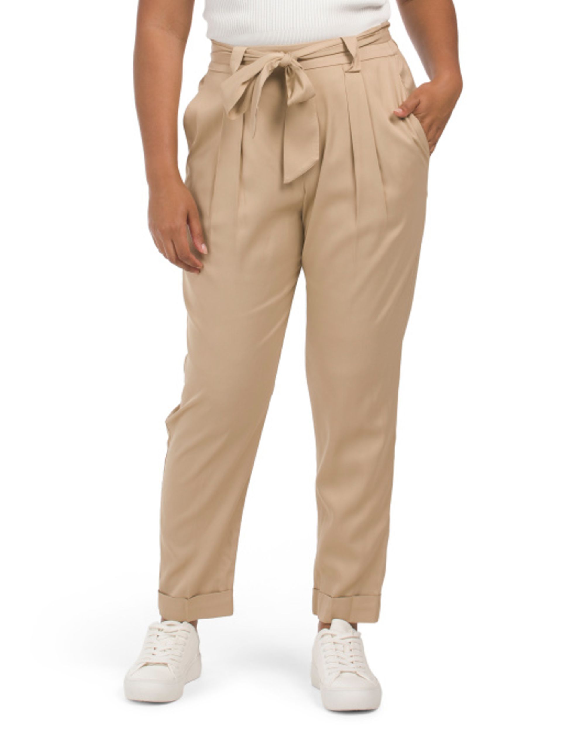 Women&#039;s Pants (Image via TJMaxx)