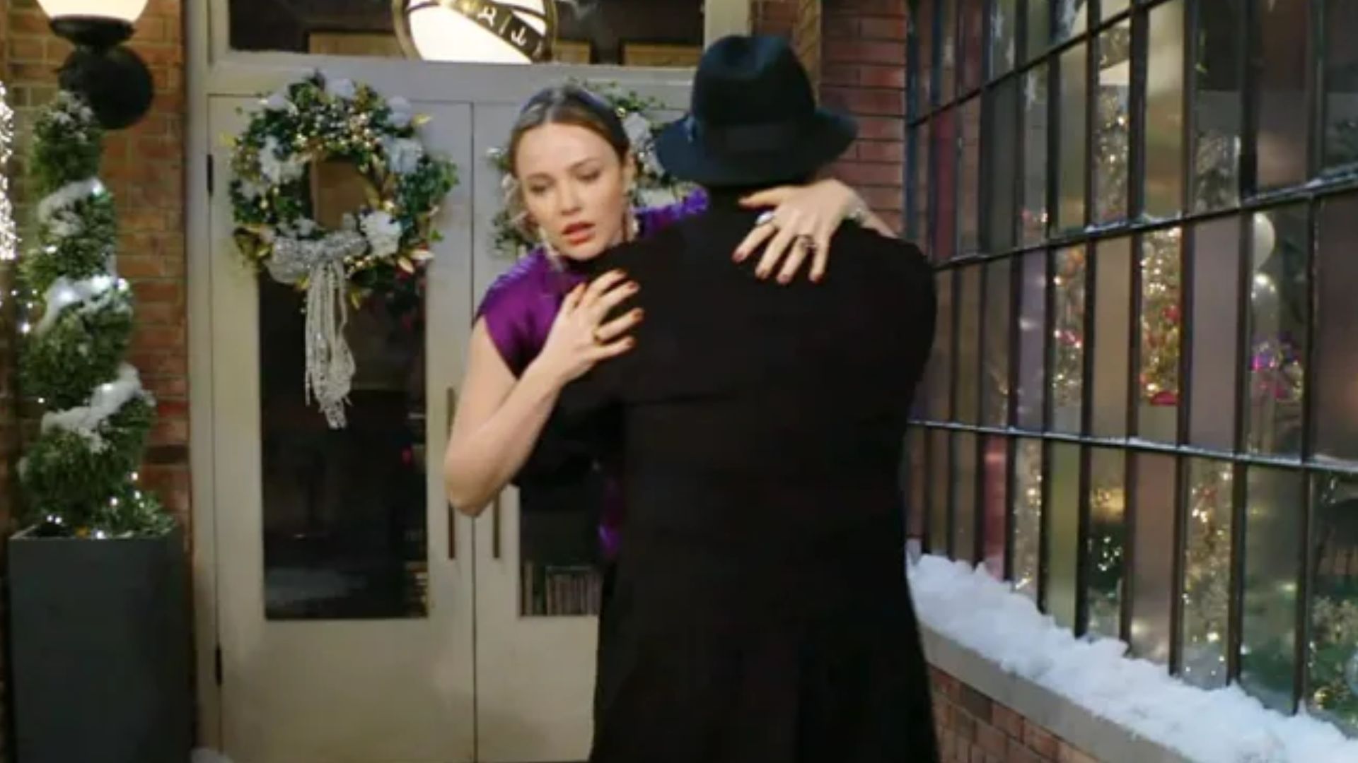 Tessa falls into Ian&#039;s arms on The Young and the Restless | Image: CBS