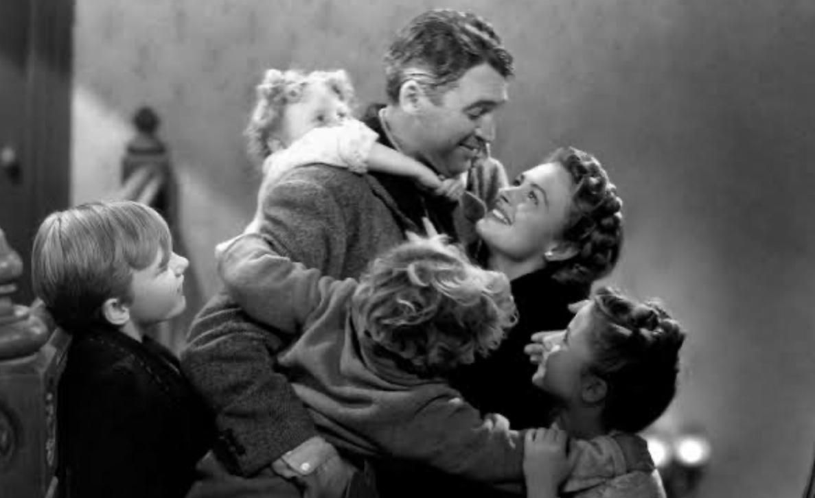 It&rsquo;s a Wonderful Life (1946) | Image Source: Paramount Pictures