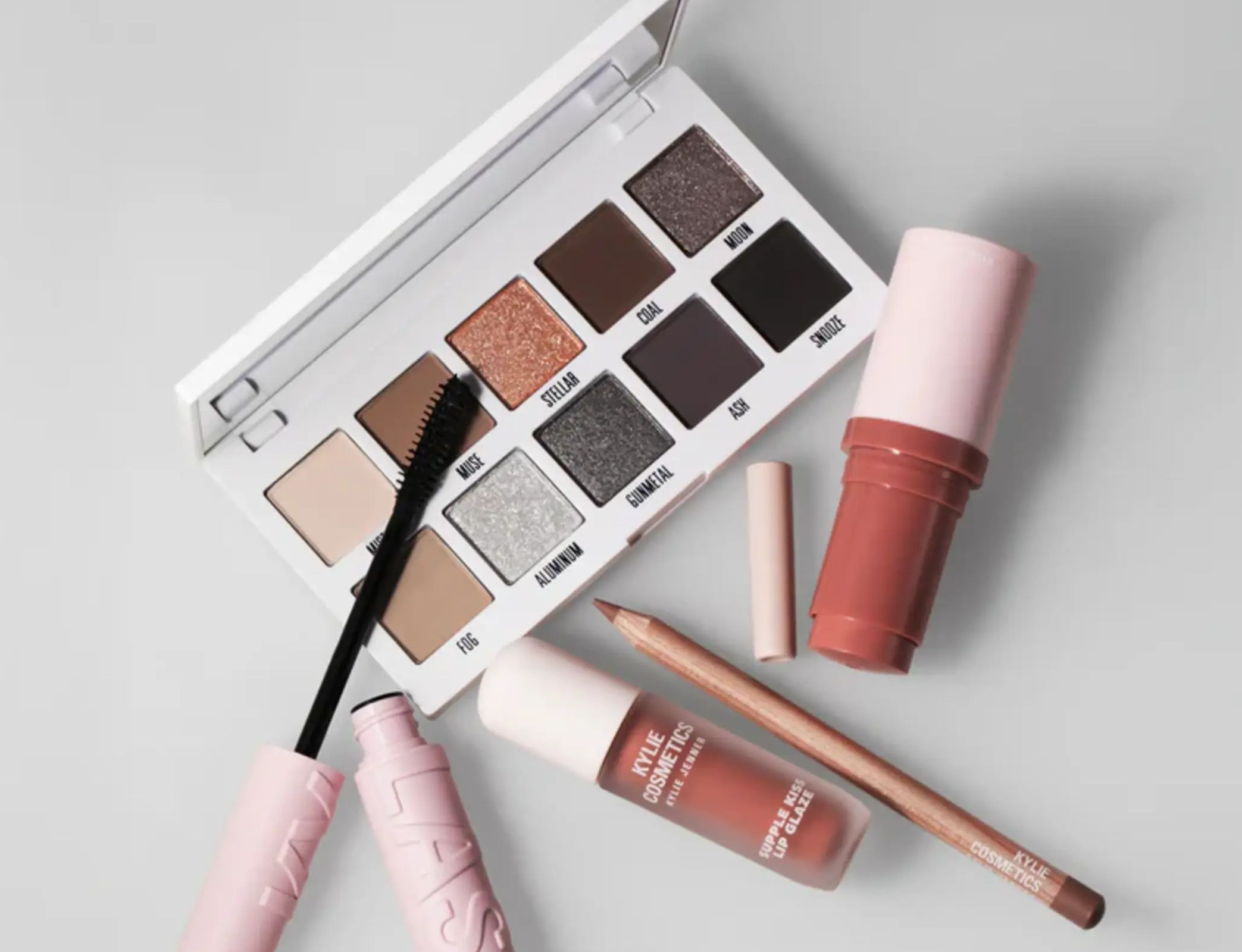 Get up to 50% off sitewide on Kylie Cosmetics. (Image via Kylie Cosmetics)