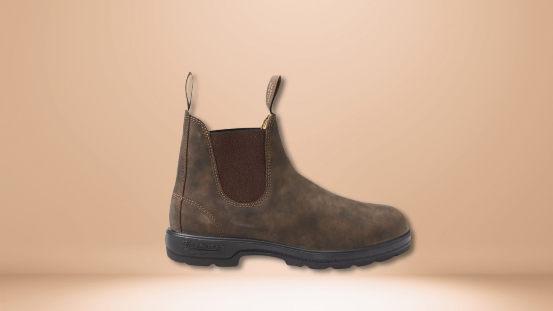 Blund Stone Classic Chelsea boots (Image via REI)