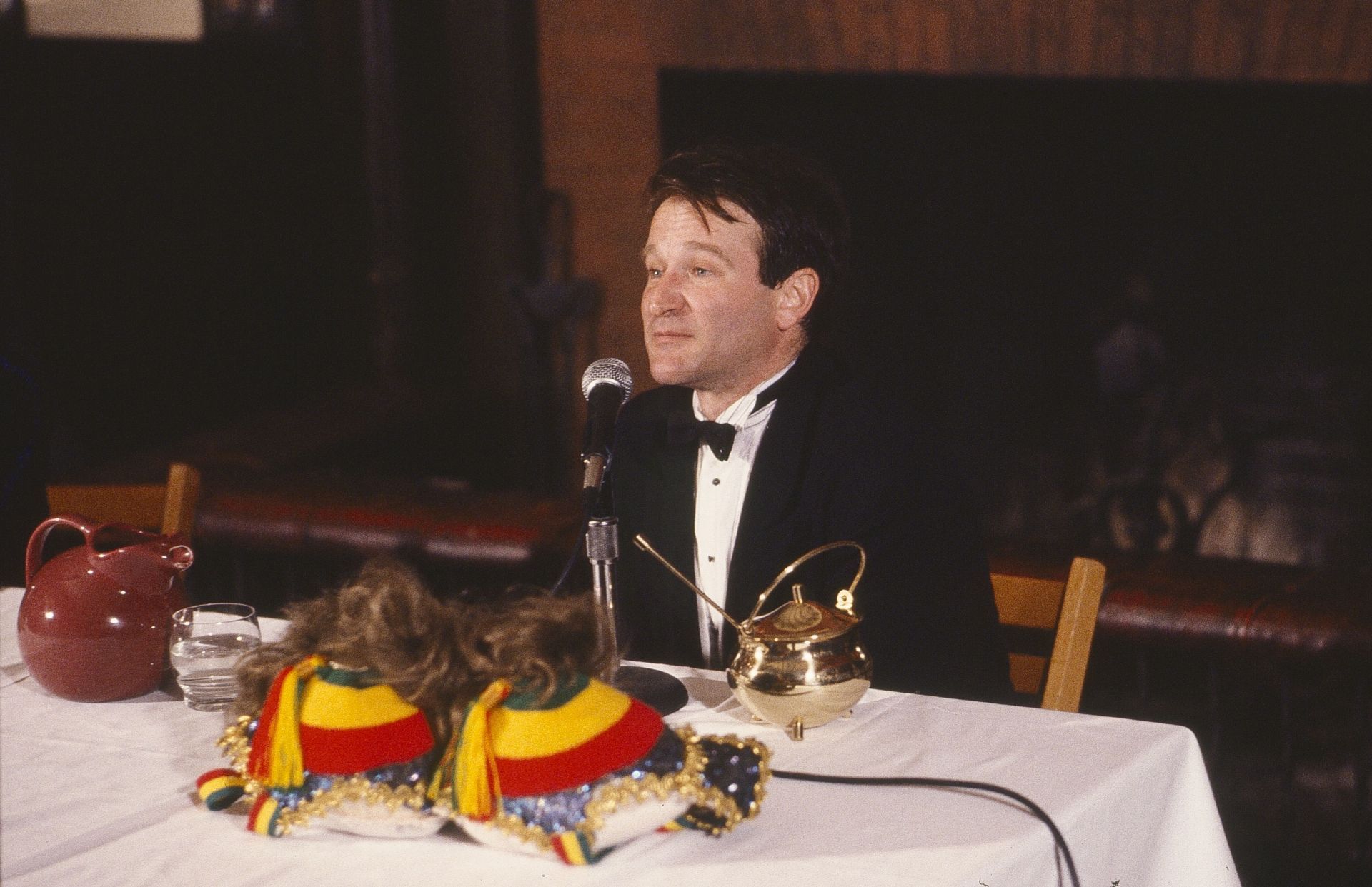 Robin Williams Accepts Hasty Pudding Award - Source: Getty