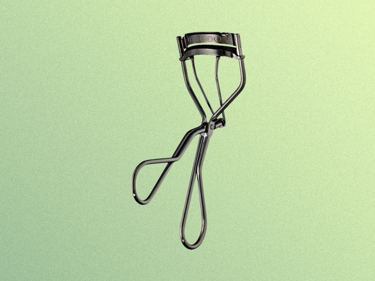 Shiseido Eyelash Curler (Image via Sephora)