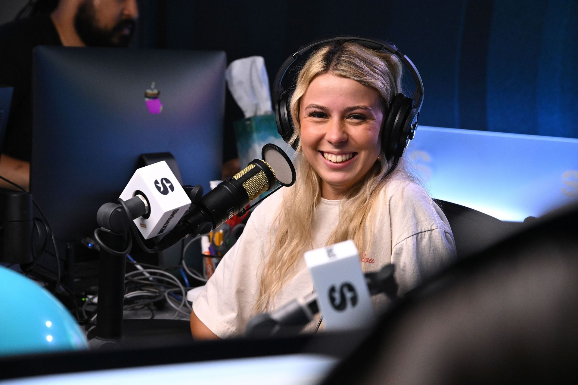 Hailey Welch Visits The SiriusXM Studio - Source: Getty