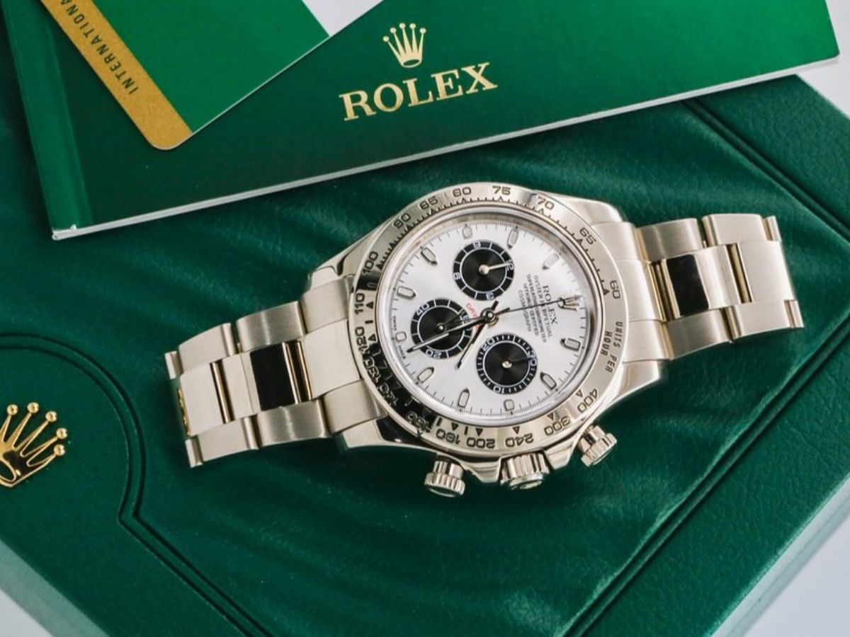 Rolex Cyber Monday sale (image via Pixabay)