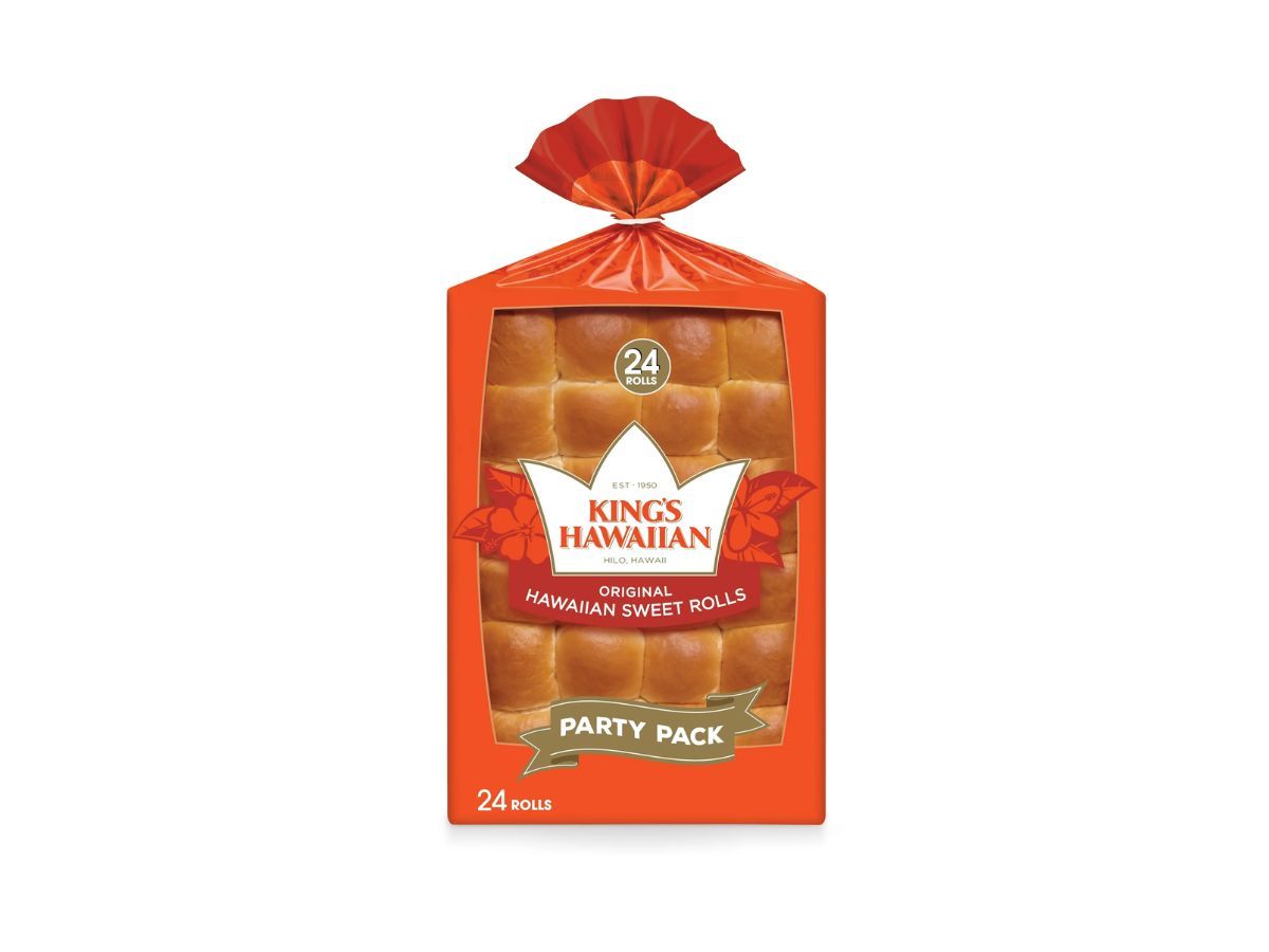 King&#039;s Hawaiian Original Sweet Dinner Rolls (Image via Walmart)