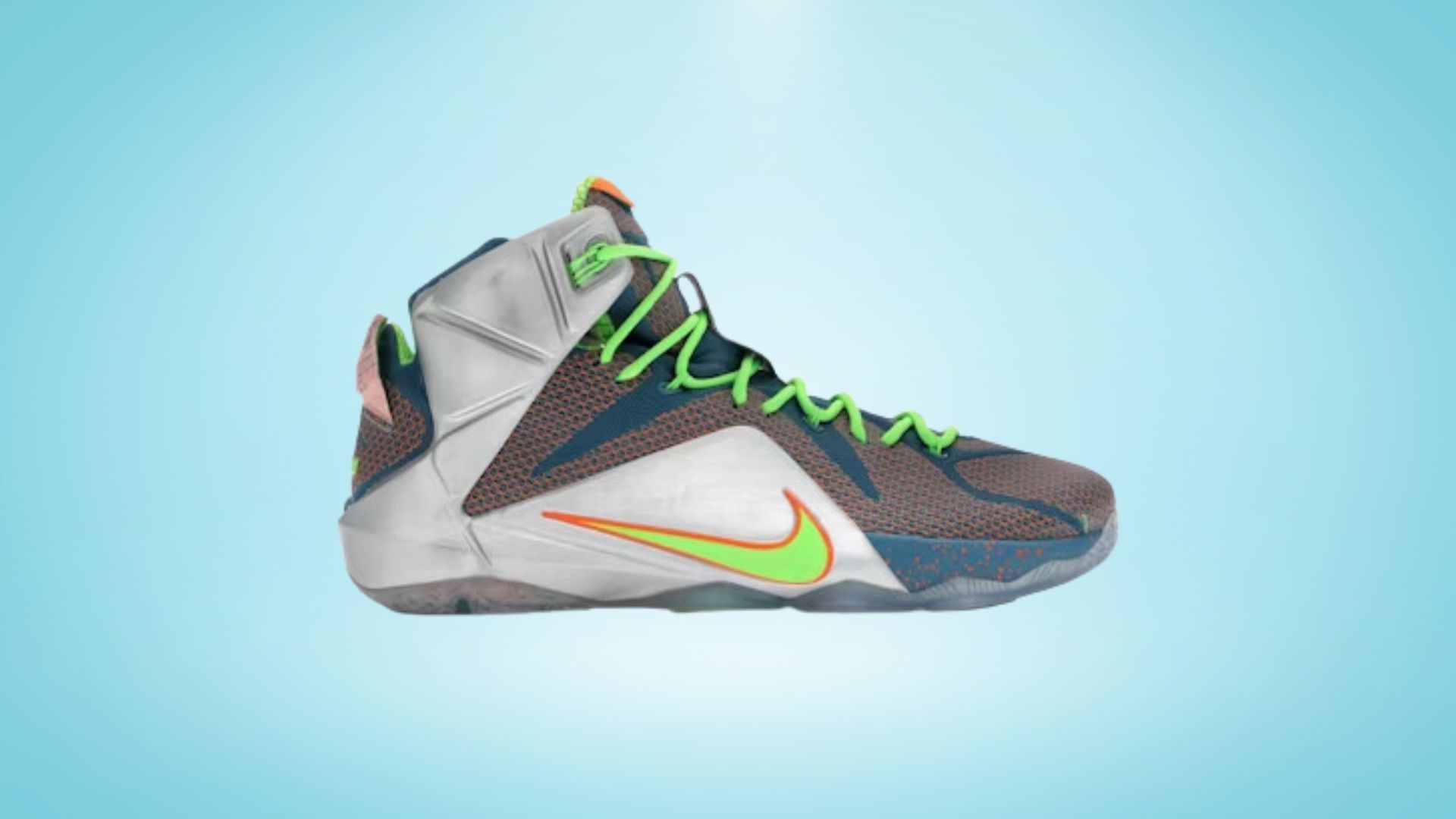 Nike Lebron 12 &quot;Trillion Dollar Man&quot; (Image via StockX)