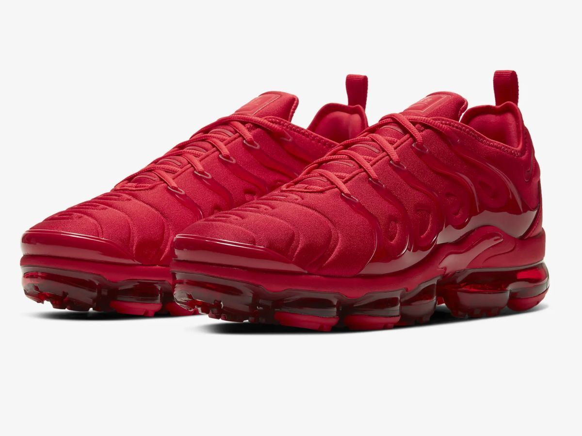 Nike Vapormax Plus &ldquo;Triple Red&rdquo; (Image via Nike)