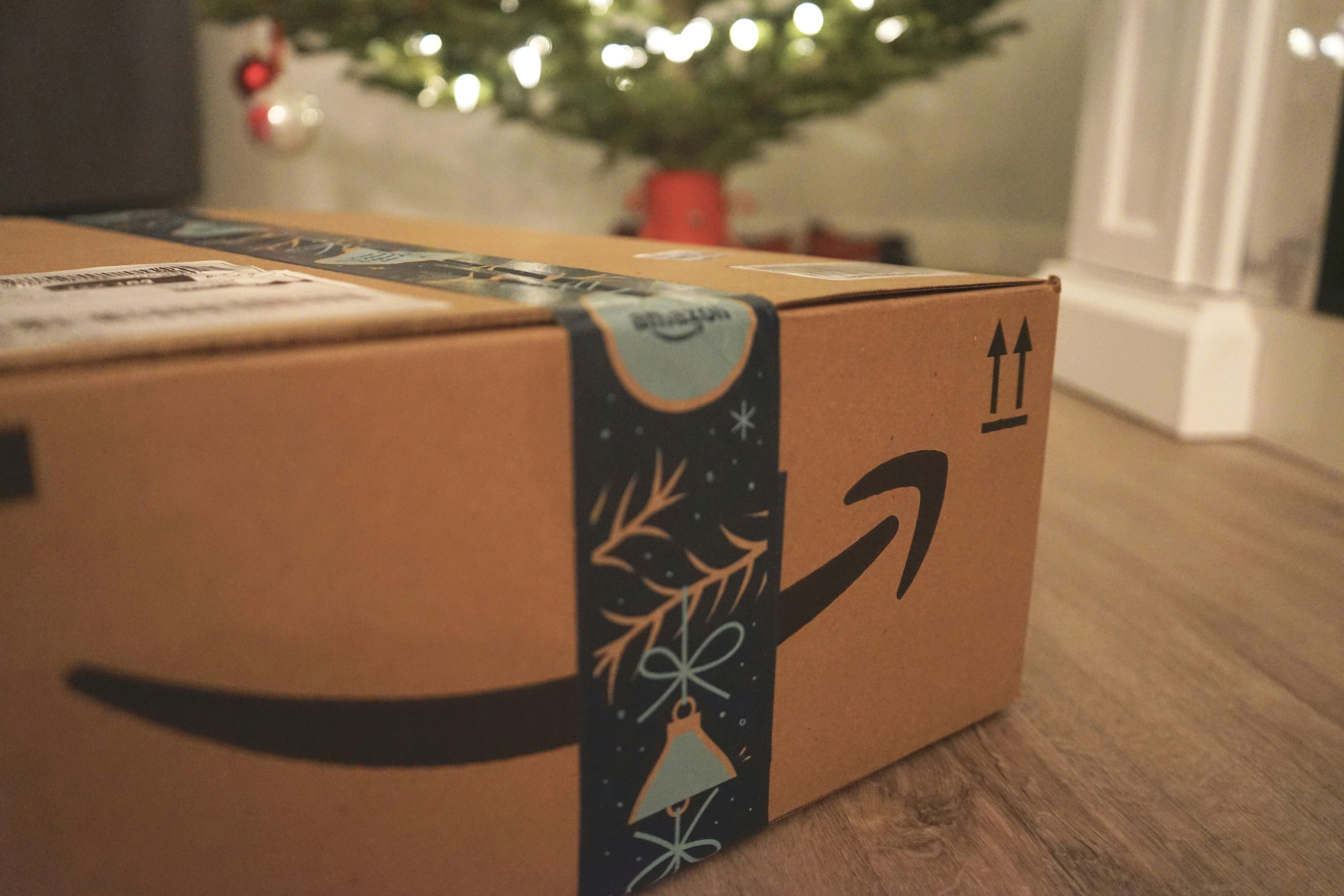 Does Amazon deliver on Christmas? (Image via Unsplash/ Wicked Monday)