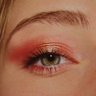 Makeup trend (Image via Unsplash/ unona uritsky)