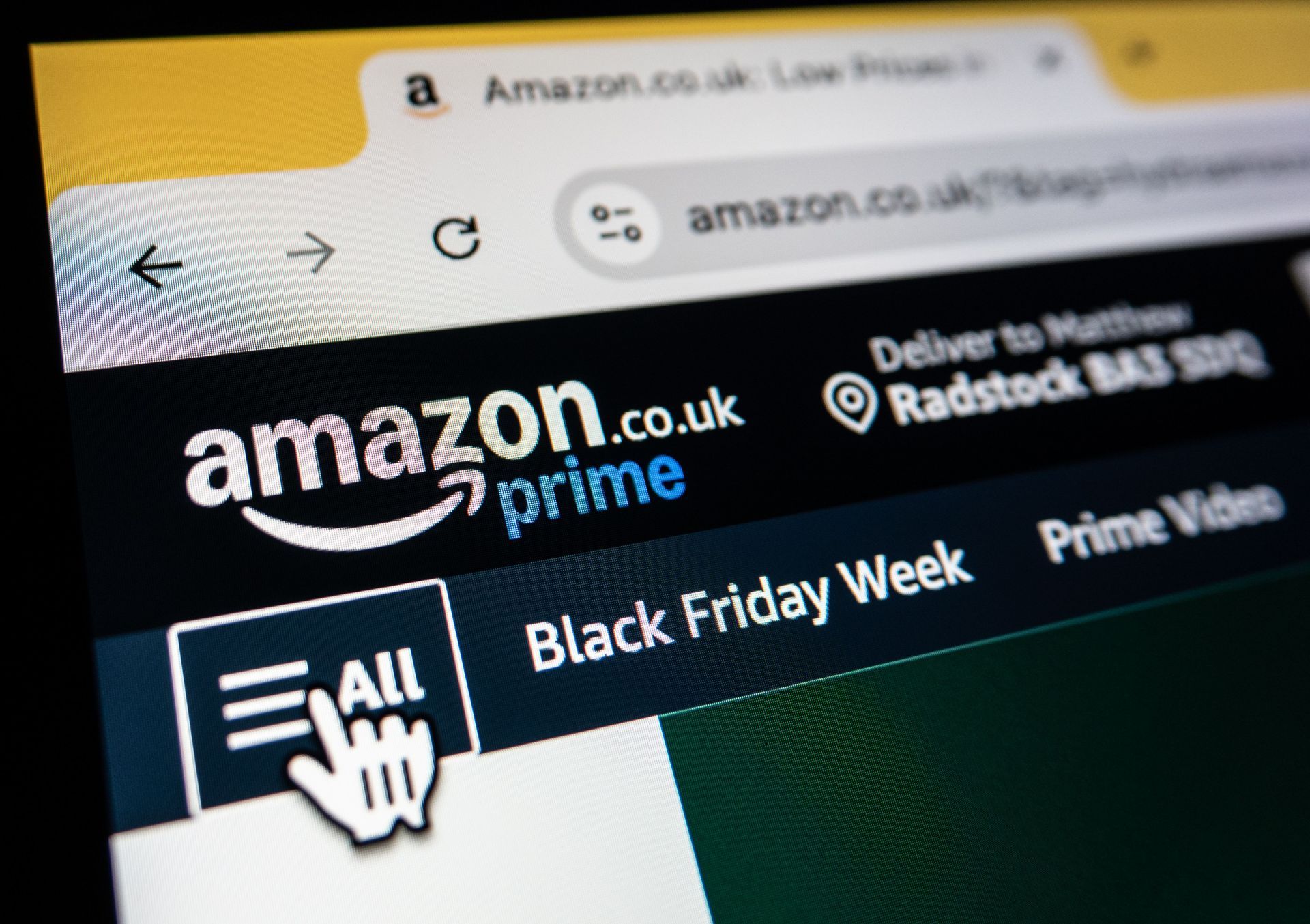 Online Retailers Prepare For Black Friday - Source: Getty