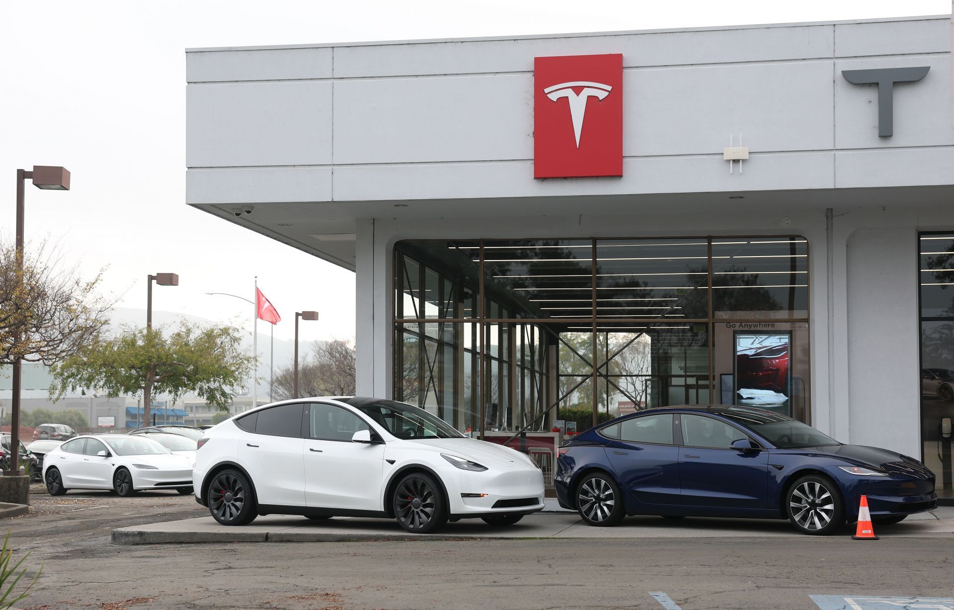 Which models of Tesla are recalled? What to know amid recall of 700,000